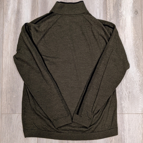 Smartwool Long Sleeve Men's Sweater. - Picture 2 of 6